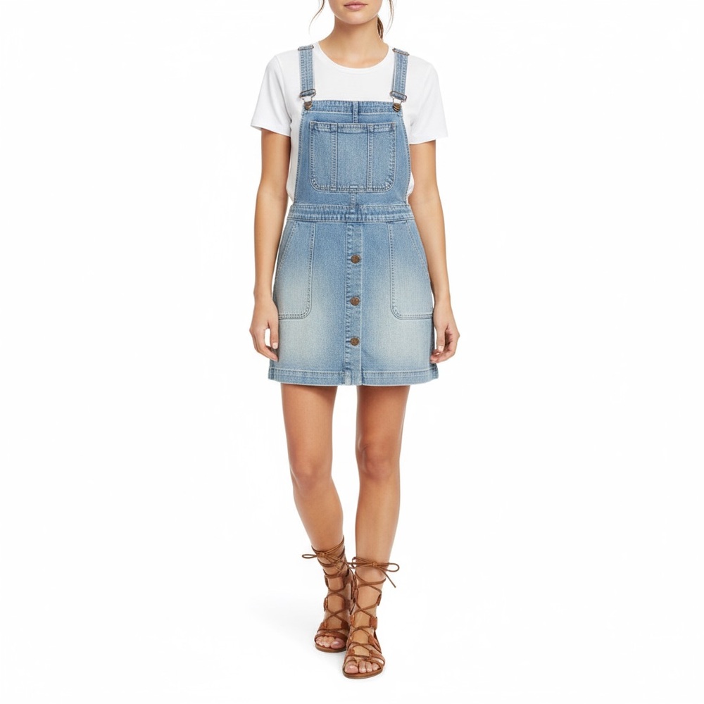 🖤 Product Listing: American Rag Blue Jeans – Size 9